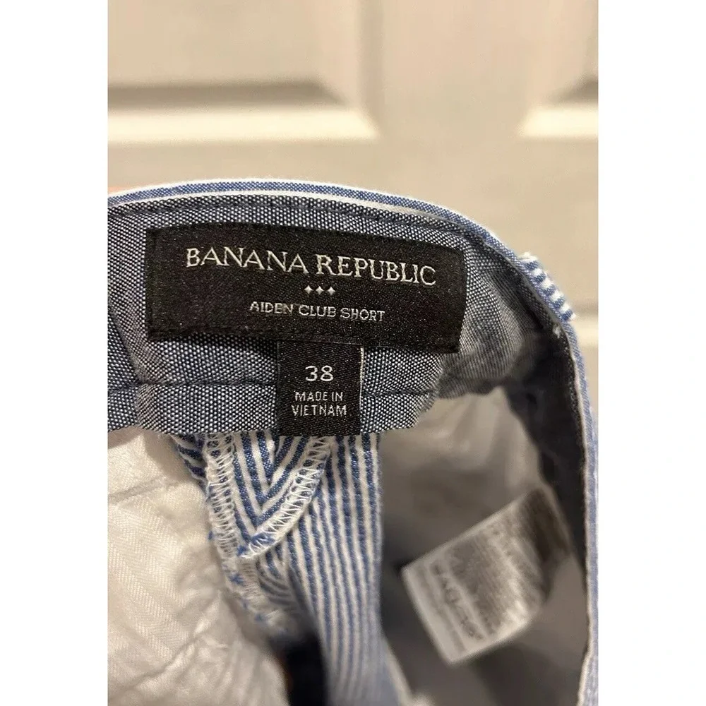 Banana Republic Aiden Club Short Mens 38‎ Blue White Seersucker Striped Shorts